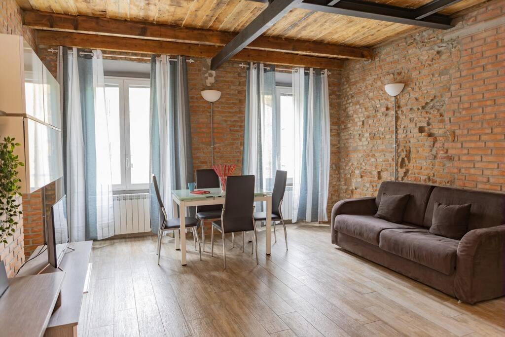 Canonica Brick Apartment Milan Extérieur photo